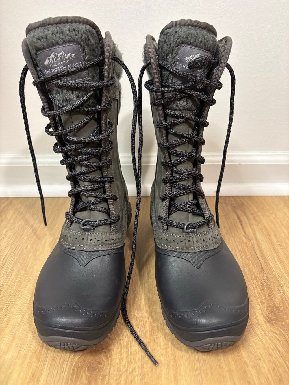 The North Face Thermoball Utility Boots size 7 Gray Mid-calf